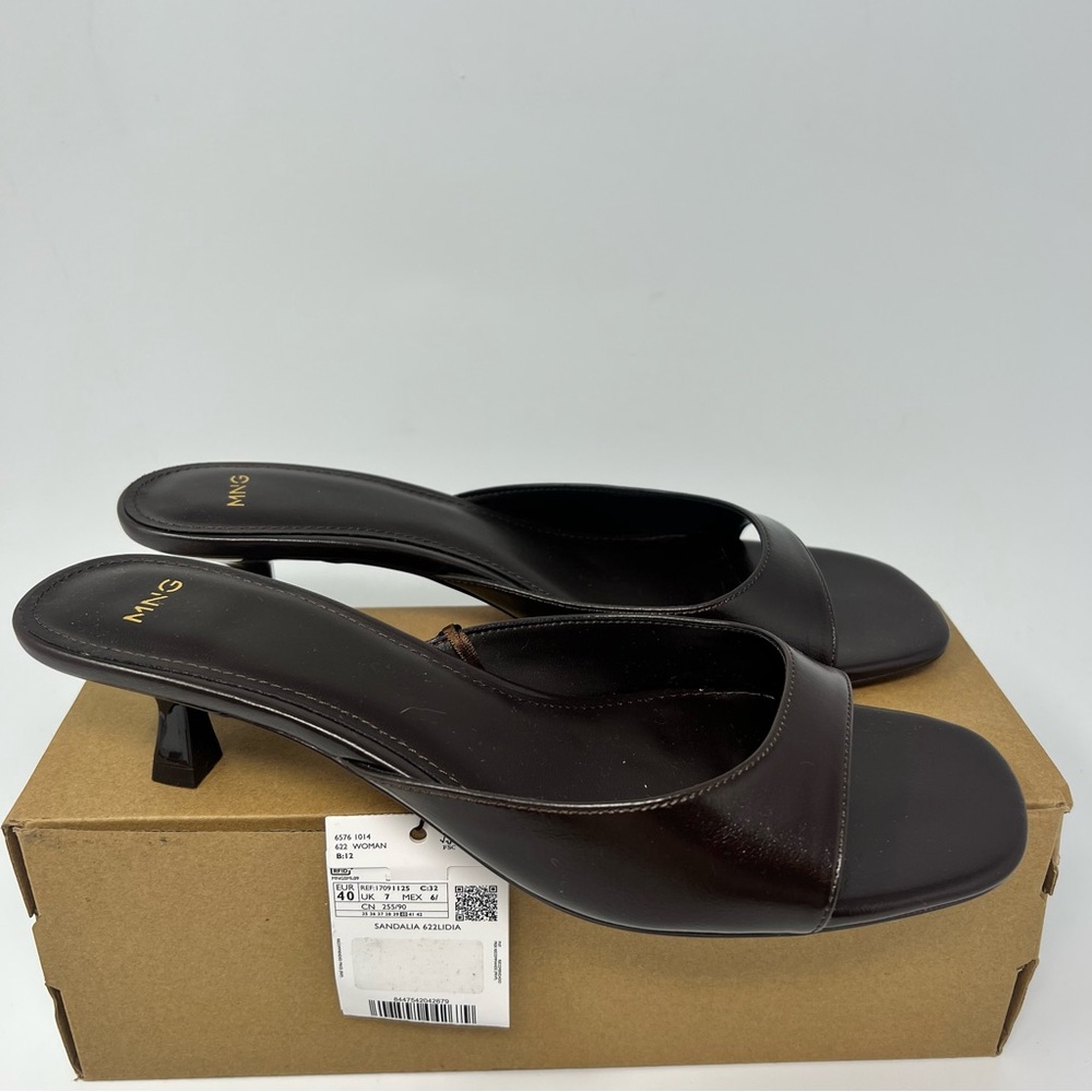 Mango Kitten Heeled Sandals
Size 9.5 - Picture 3 of 9